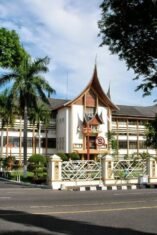 Kantor Gubernur Sumatra Barat Sudirman