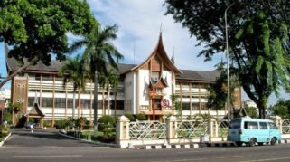 Kantor Gubernur Sumatra Barat Sudirman