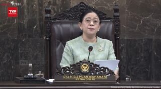 ketua dpr ri puan maharani dalam rapat paripurna dpr ri ke 19 terkait kem dan ppkf rapbn 2027 di gedung dpr ri jakarta 1779247025231 169